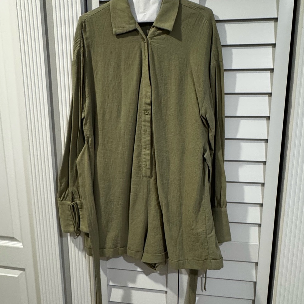 Petal & Pup Sage Green Womens Casual Romper